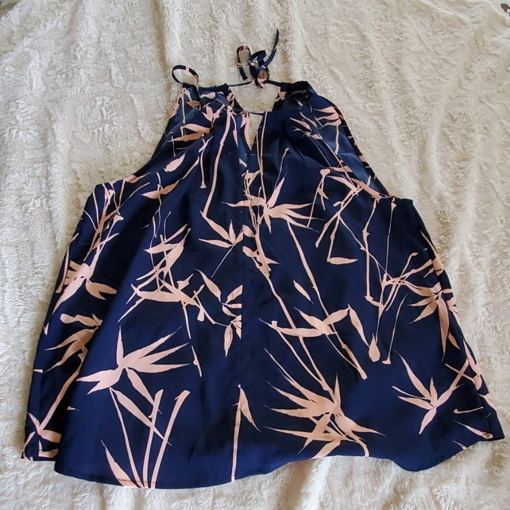 Ladies top